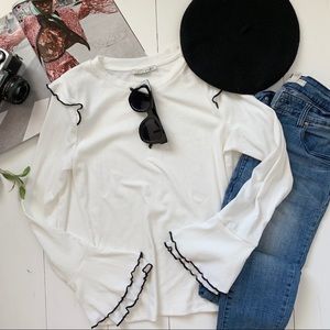 HAUTE MONDE Long sleeve ruffled heel sleeve top